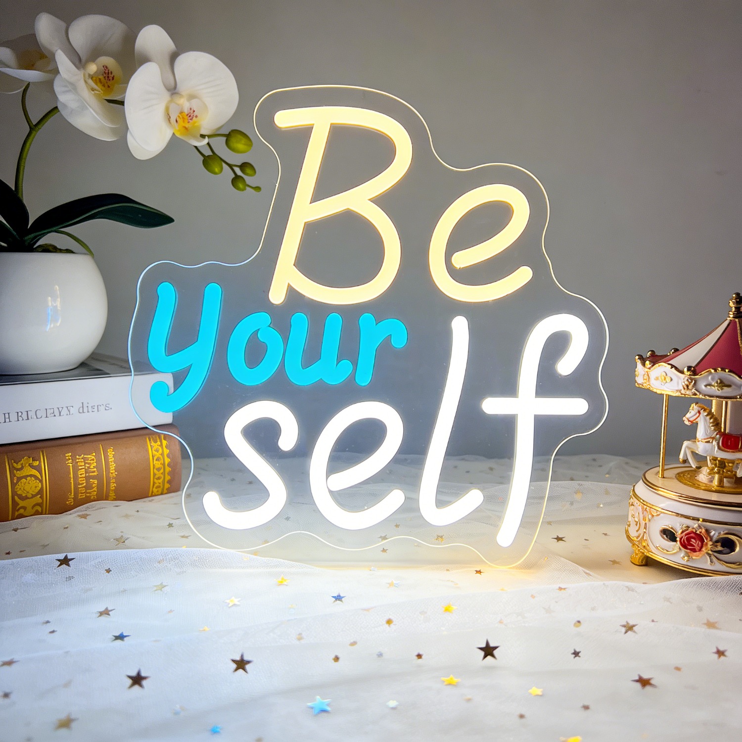 Outdoor Lighting Quotes - 영감을 주는 'Be Yourself' 네온사인 LED