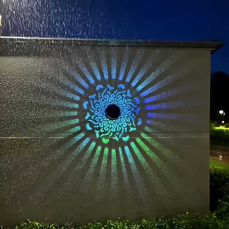 Halo Outdoor Lighting - 태양광 LED 벽등 만다라 프로젝션 랜턴